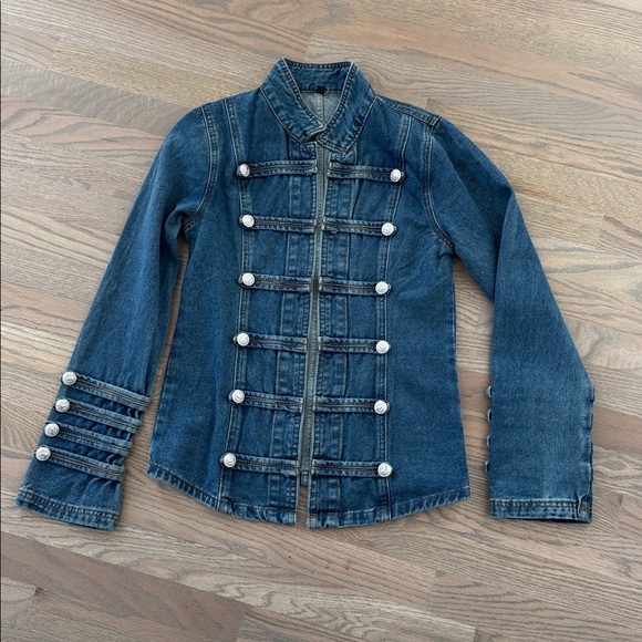 Military-Inspired Dark Blue Denim Jacket with Decorative Buttons - Picture 4 of 6